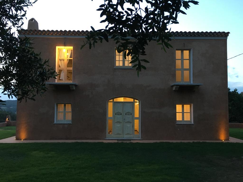 Monti Di Jogliu Villa Arzachena Eksteriør billede